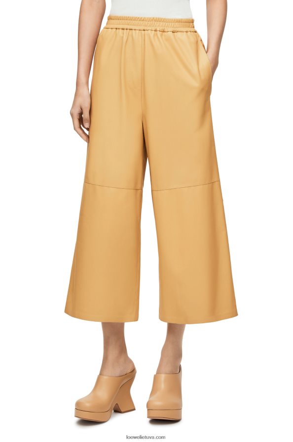 Loewe moterys sutrumpintos kelnės su nappa smėlio/sviesto BZ26XN1113