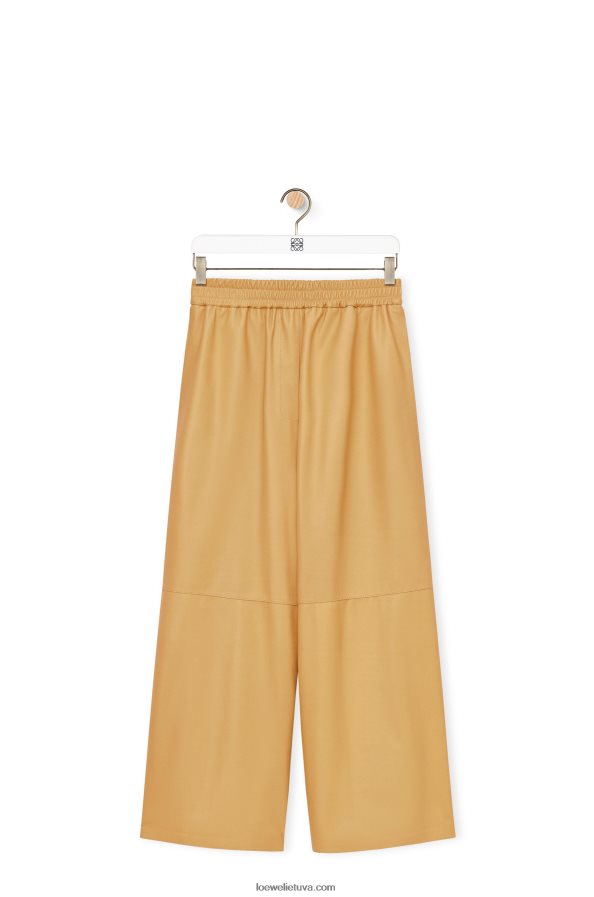 Loewe moterys sutrumpintos kelnės su nappa smėlio/sviesto BZ26XN1113