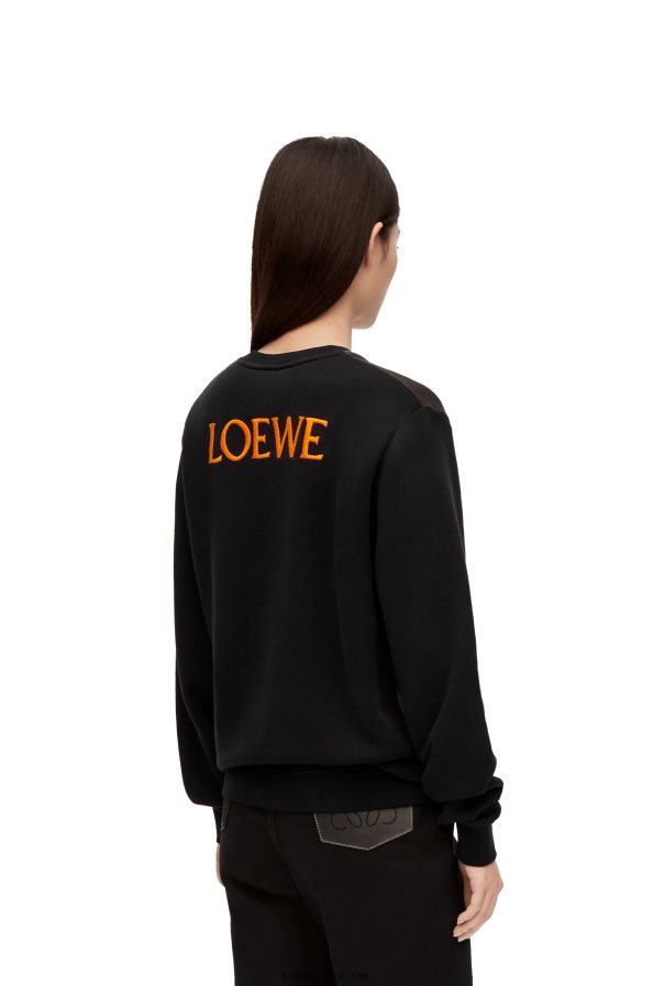 Loewe moterys kalciferinis megztinis iš medvilnės juoda/daugiaspalvė BZ26XN843