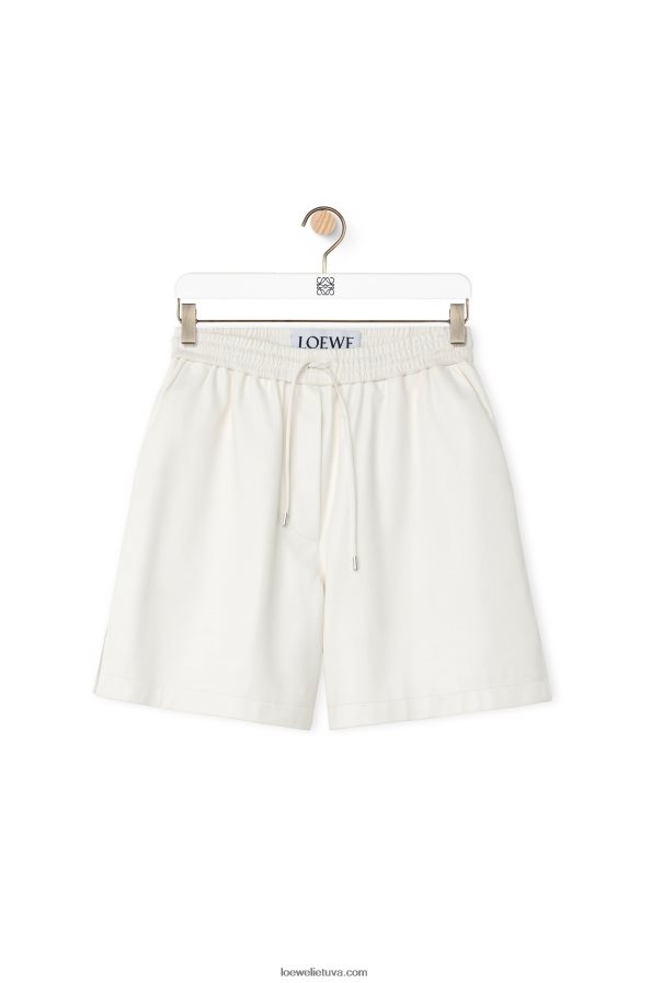 Loewe moterys šortai iš nappa ėriuko odos baltas BZ26XN1106
