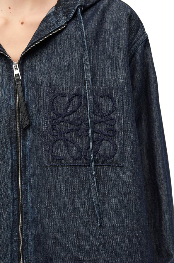 Loewe moterys džinsinio audinio striukė su gobtuvu indigo BZ26XN1164