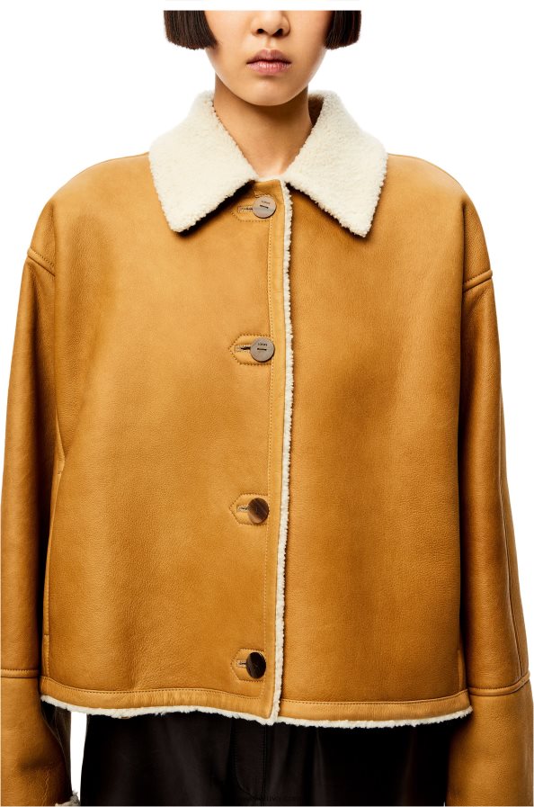 Loewe moterys trumpa kirpimo striukė balta / kupranugaris BZ26XN1148