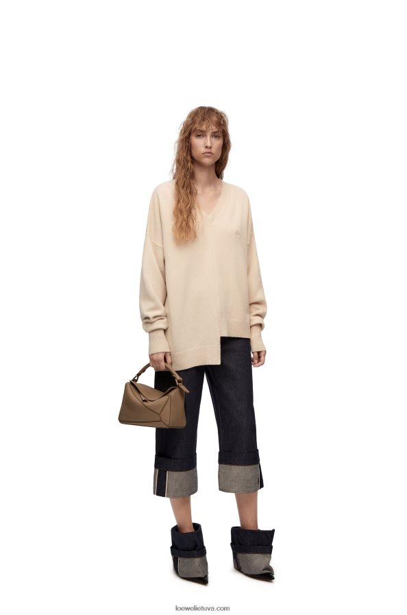 Loewe moterys asimetriškas kašmyro megztinis šampanas BZ26XN978
