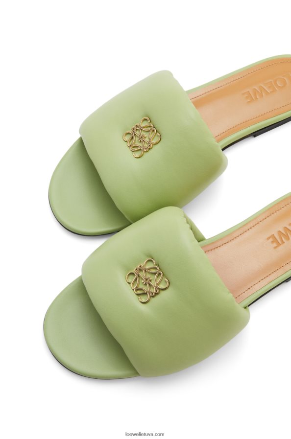 Loewe moterys anagrama paminkštinta skaidrė iš ėriuko odos šviesiai žalia BZ26XN686