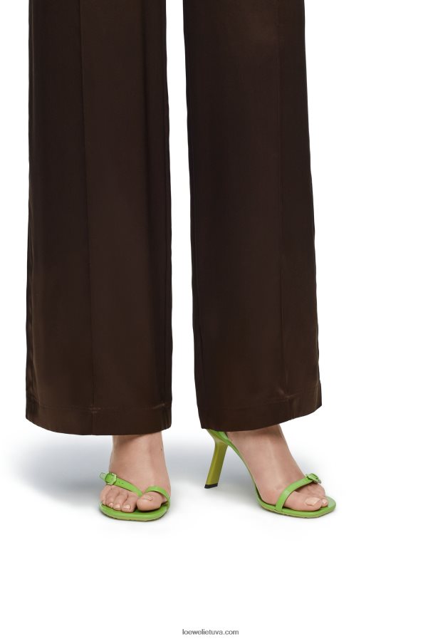 Loewe moterys žiedlapių stileto sandalai iš ėriuko odos matcha latte BZ26XN673