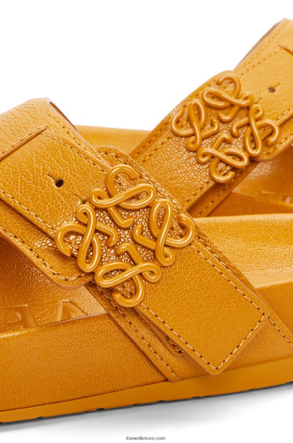 Loewe moterys ožkos odos lengvi basutės ochra BZ26XN723