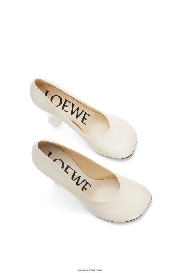 Loewe moterys žaislinis pompa iš ožkos odos baltas BZ26XN729