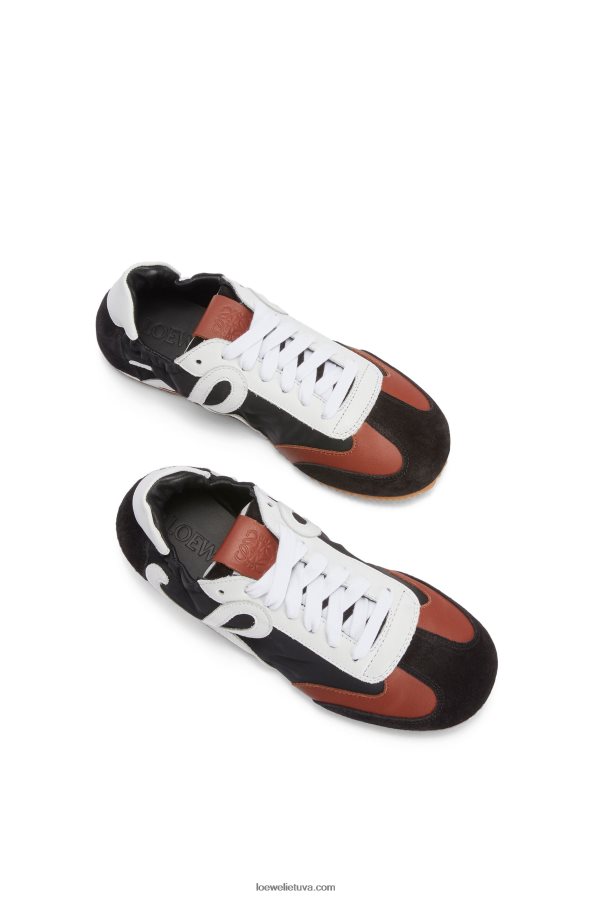 Loewe moterys baleto bėgikas iš nailono ir blauzdos odos juoda balta BZ26XN668
