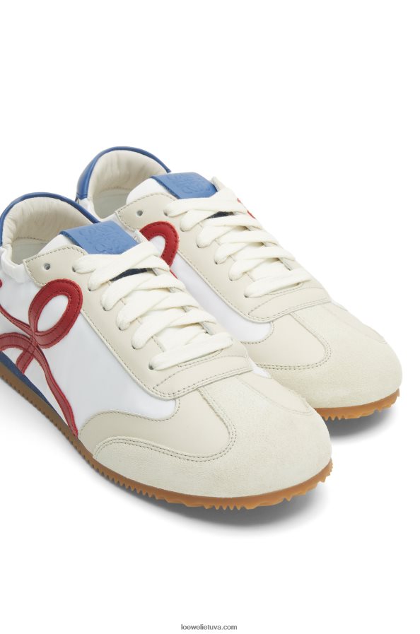 Loewe moterys baleto bėgikas iš nailono ir blauzdos odos švelni balta/vyšninė/karališka mėlyna BZ26XN666