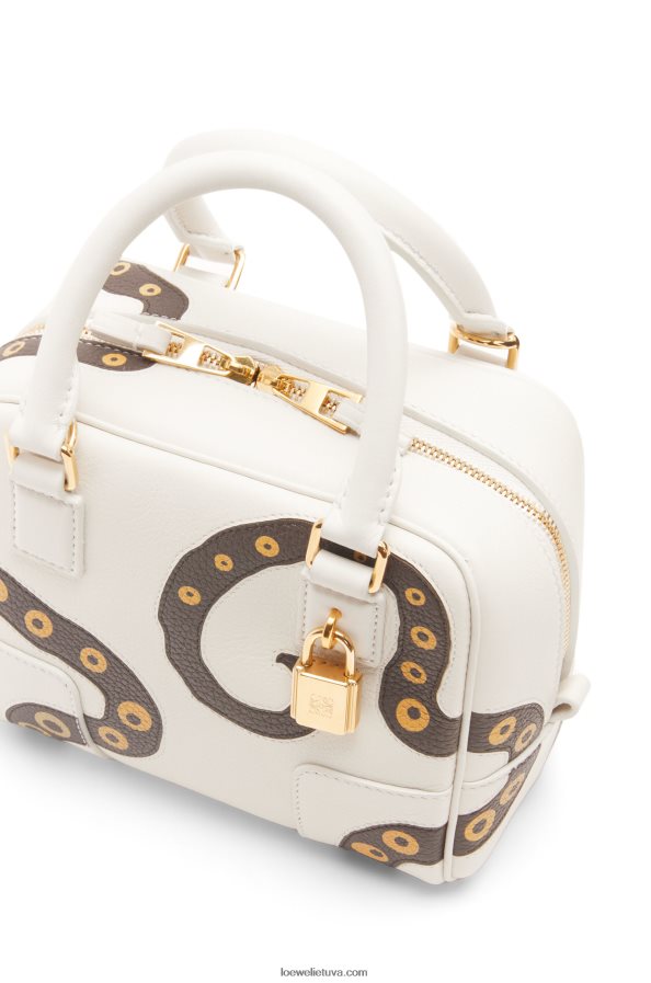 Loewe moterys amazona 16 iš nappa veršiuko odos minkšta balta BZ26XN143