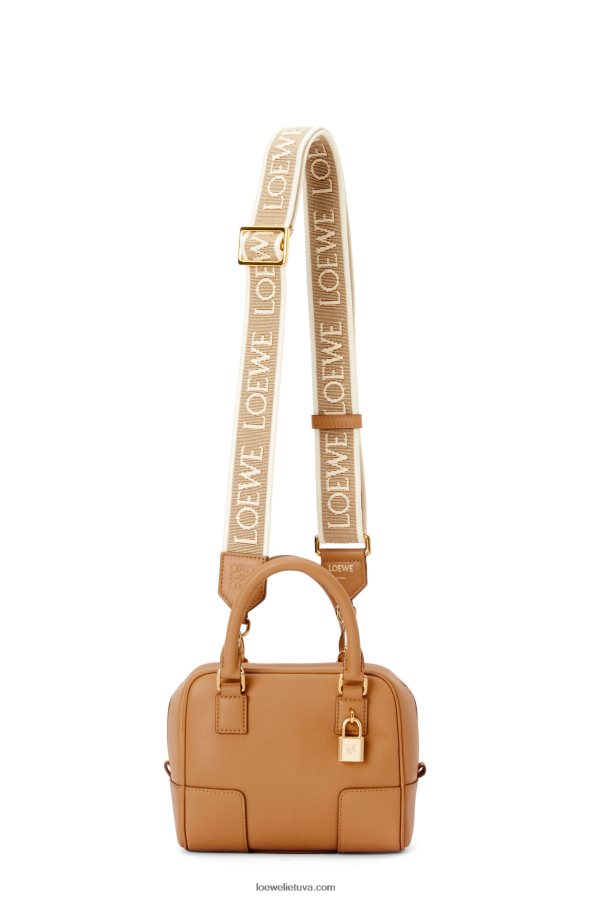 Loewe moterys amazona 16 kvadratų maišelis iš Nappa veršiuko odos šilta dykuma BZ26XN164