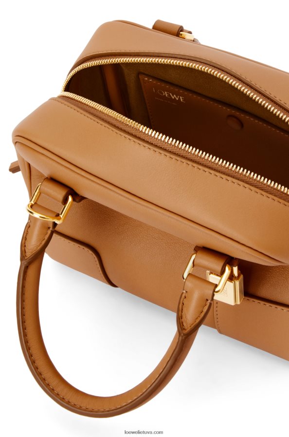 Loewe moterys amazona 16 kvadratų maišelis iš Nappa veršiuko odos šilta dykuma BZ26XN164