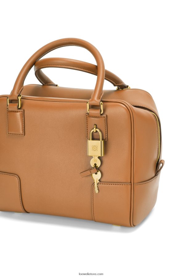 Loewe moterys amazona 19 kvadratų maišelis iš nappa veršiuko odos šilta dykuma BZ26XN167