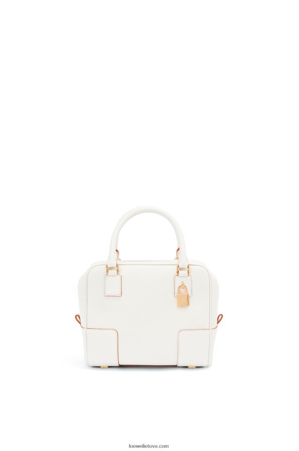 Loewe moterys amazona 19 kvadratinis maišelis iš minkštos grūdėtos veršienos minkšta balta BZ26XN152