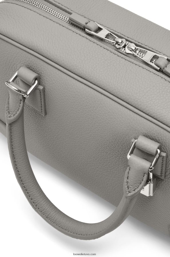 Loewe moterys amazona 23 maišelis iš minkštos grūdėtos veršienos perlų pilka BZ26XN133