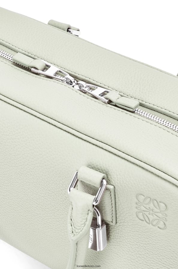 Loewe moterys amazona 23 maišelis iš minkštos grūdėtos veršienos šviesus celadonas BZ26XN135