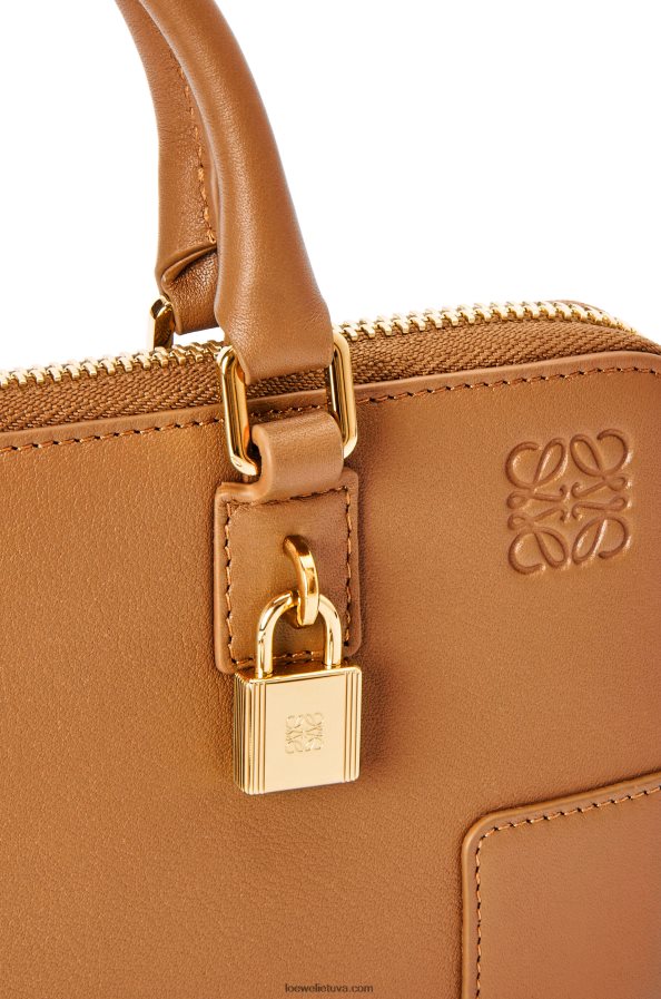 Loewe moterys amazonos maišelis iš Nappa blauzdos odos šilta dykuma BZ26XN282