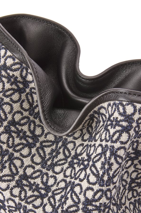 Loewe moterys mini flamenko sankaba iš anagraminio žakardo ir blauzdos odos tamsiai/juodas BZ26XN292