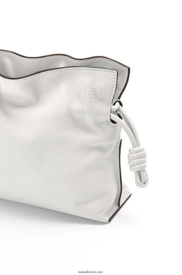 Loewe moterys mini flamenko sankaba iš nappa veršiuko odos minkšta balta BZ26XN207
