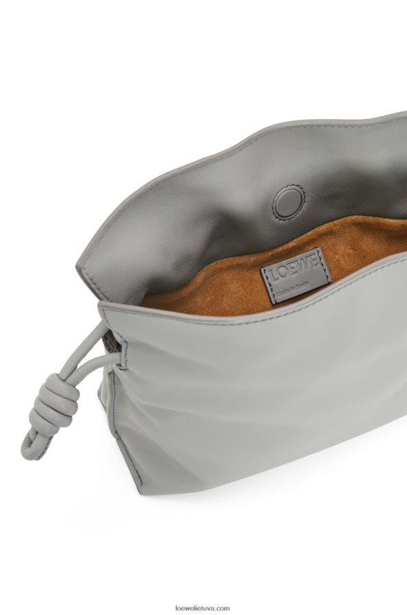 Loewe moterys mini flamenko sankaba iš nappa veršiuko odos perlų pilka BZ26XN328