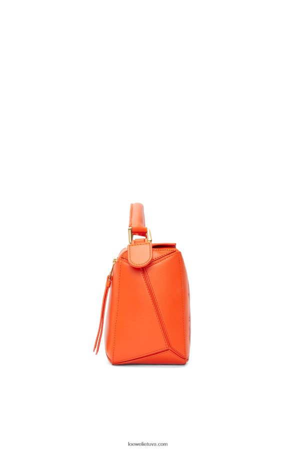 Loewe moterys kalciferinis mažas dėlionės maišelis iš satino veršio odos oranžinė BZ26XN441