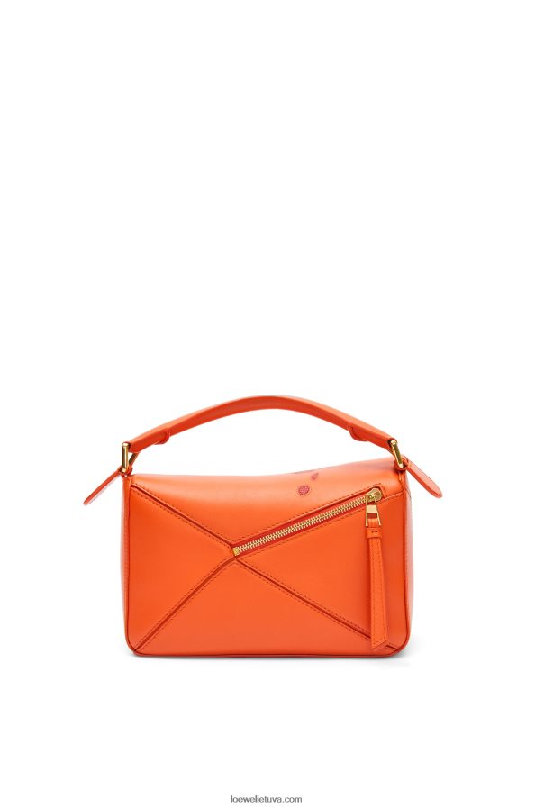 Loewe moterys kalciferinis mažas dėlionės maišelis iš satino veršio odos oranžinė BZ26XN441