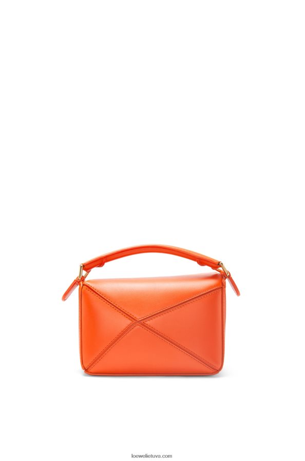 Loewe moterys kalciferinis mini galvosūkių maišelis iš satino veršio odos oranžinė BZ26XN261