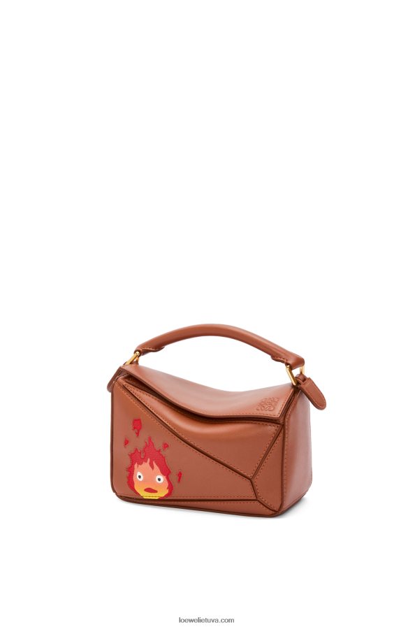 Loewe moterys kalciferinis mini galvosūkių maišelis iš satino veršio odos rūdys BZ26XN260