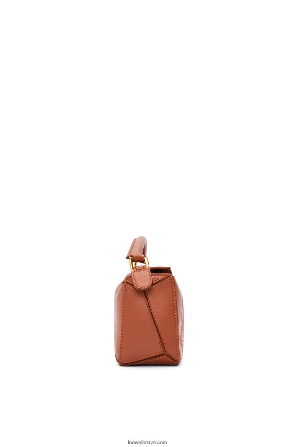 Loewe moterys kalciferinis mini galvosūkių maišelis iš satino veršio odos rūdys BZ26XN260