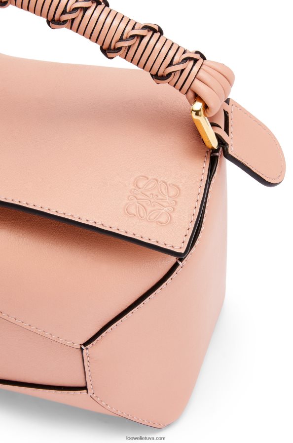 Loewe moterys mažas dėlionės kraštų maišelis iš Nappa veršiuko odos dulkėta rožinė BZ26XN498