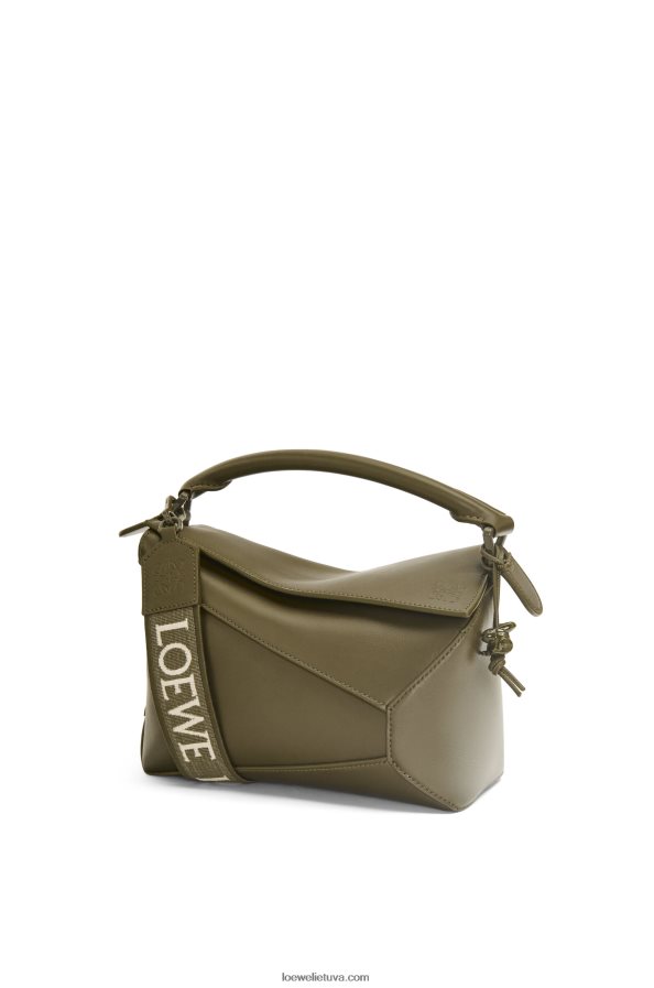 Loewe moterys mažas dėlionės kraštų maišelis iš satino veršio odos arbatos dulkių glajus BZ26XN536