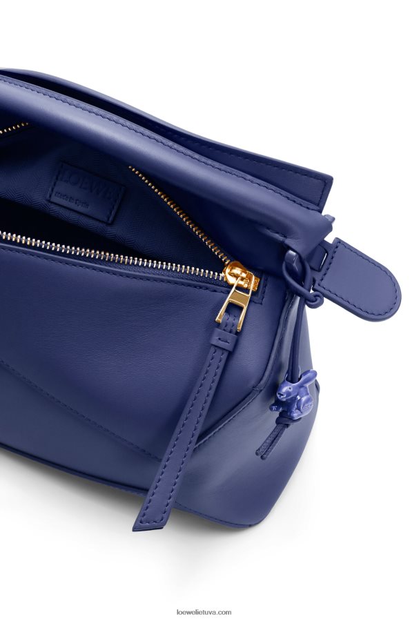 Loewe moterys mažas dėlionės kraštų maišelis iš satino veršio odos giliai violetinė glazūra BZ26XN531