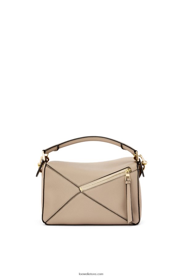 Loewe moterys mažas dėlionės maišelis iš minkštos grūdėtos veršienos smėlis BZ26XN397