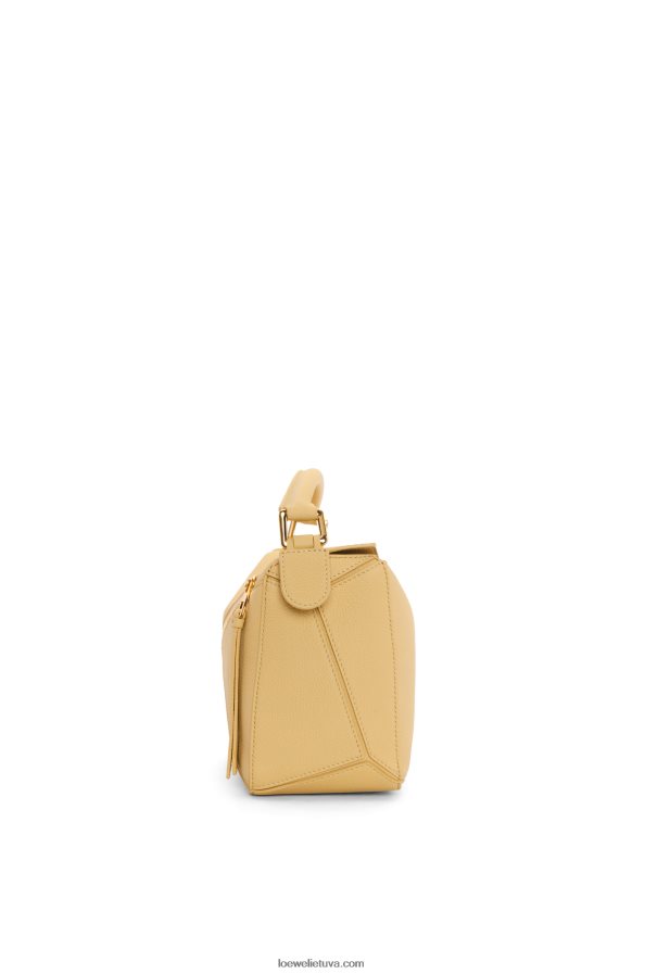 Loewe moterys mažas dėlionės maišelis iš minkštos grūdėtos veršienos tamsus sviestas BZ26XN393