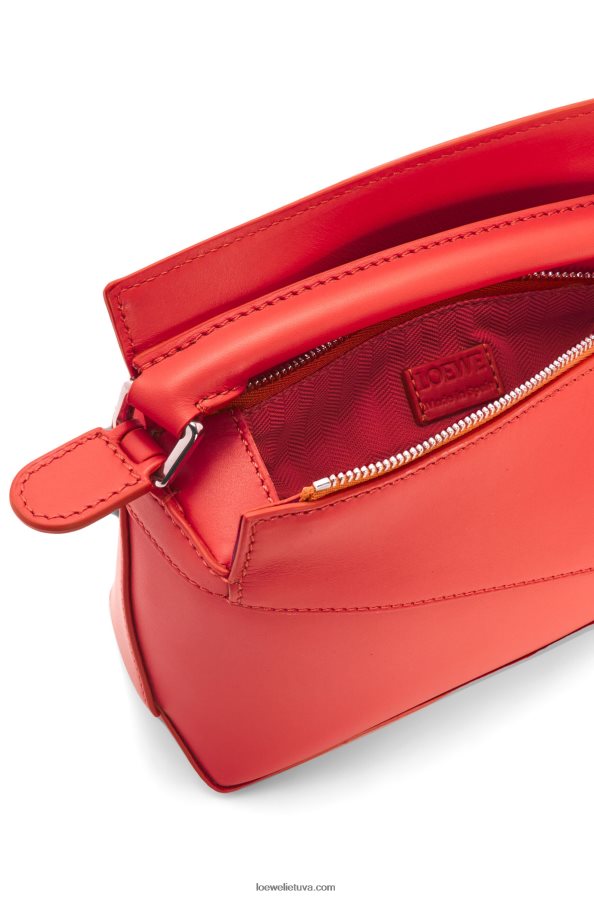 Loewe moterys mini dėlionės krašto maišelis iš satino veršio odos raudona BZ26XN213