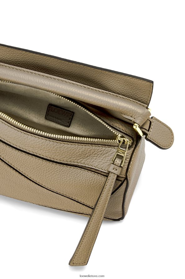 Loewe moterys mini dėlionės maišelis iš minkštos grūdėtos veršienos artišoko žalia BZ26XN560