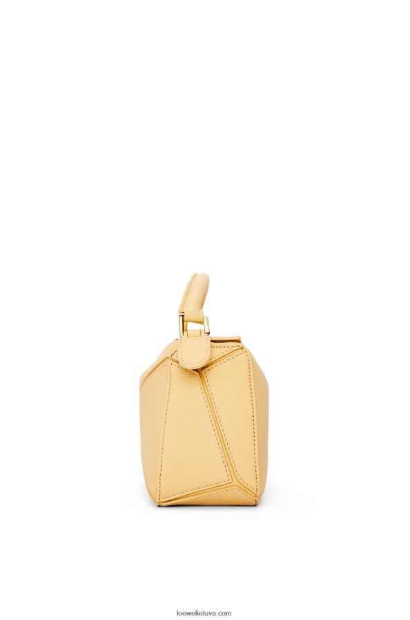 Loewe moterys mini dėlionės maišelis iš minkštos grūdėtos veršienos tamsus sviestas BZ26XN234