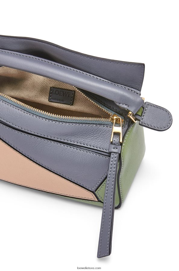 Loewe moterys mini galvosūkių maišelis iš klasikinės blauzdos odos asfaltas pilkas/nuogas BZ26XN284