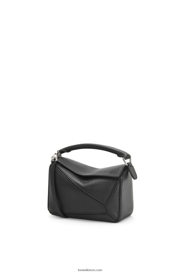 Loewe moterys mini galvosūkių maišelis iš klasikinės blauzdos odos juodas BZ26XN200