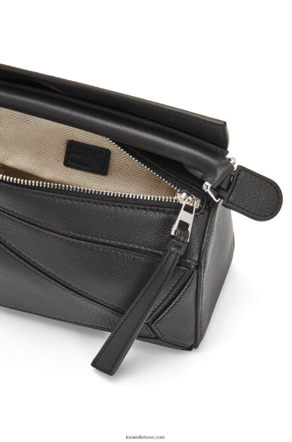 Loewe moterys mini galvosūkių maišelis iš klasikinės blauzdos odos juodas BZ26XN200