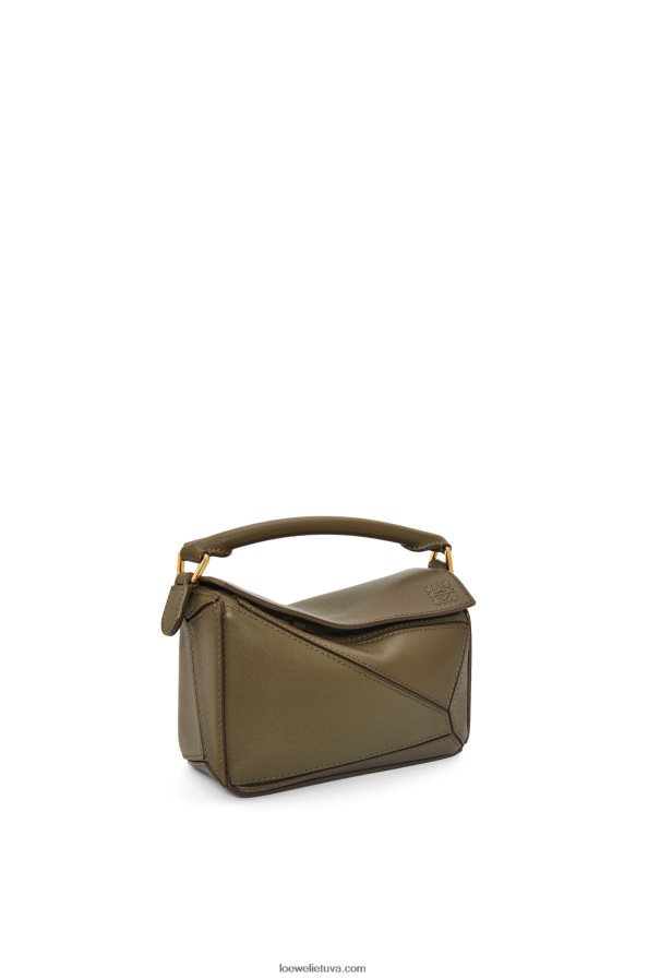 Loewe moterys mini galvosūkių maišelis iš klasikinės blauzdos odos tamsiai chaki žalia BZ26XN202