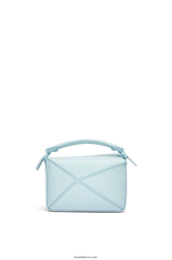 Loewe moterys mini galvosūkių maišelis iš satino veršiuko odos akvamarinas BZ26XN264