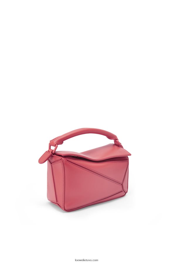 Loewe moterys mini galvosūkių maišelis iš satino veršiuko odos slyva BZ26XN266