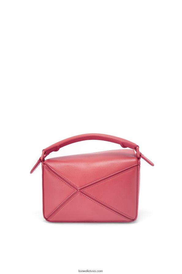 Loewe moterys mini galvosūkių maišelis iš satino veršiuko odos slyva BZ26XN266