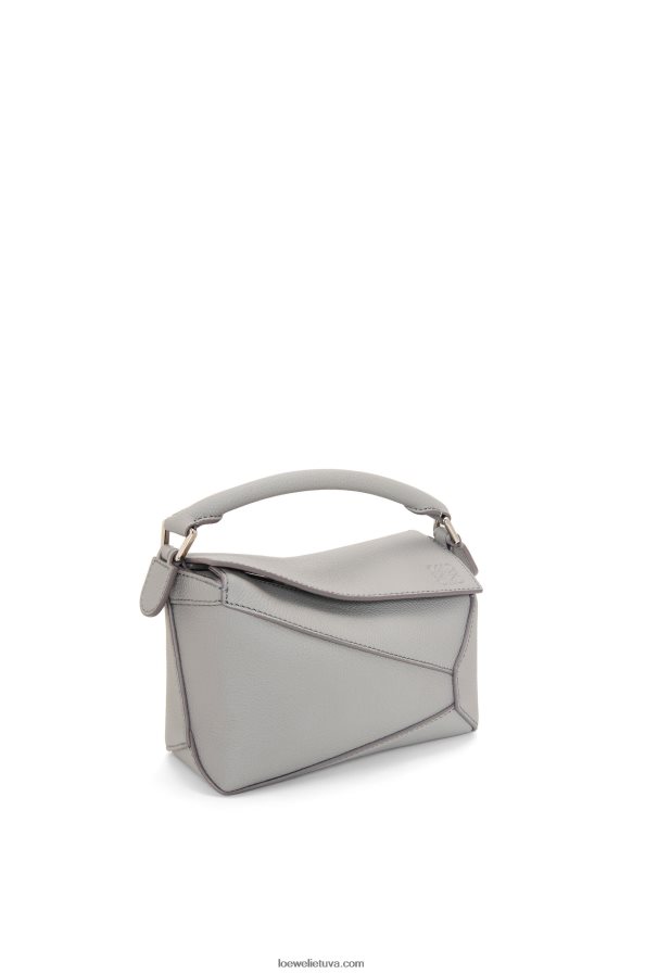 Loewe moterys mini maišelis dėlionės kraštų iš minkštos grūdėtos veršienos perlų pilka BZ26XN198