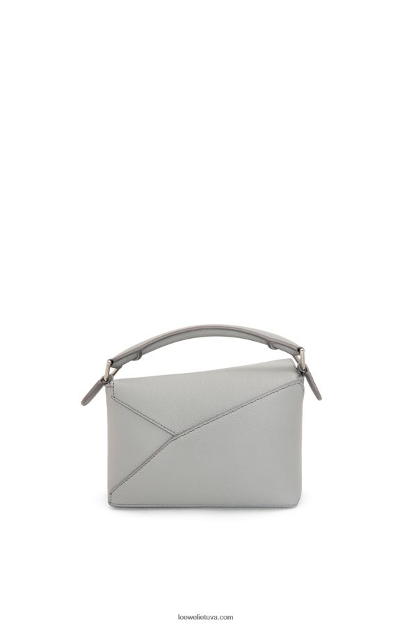 Loewe moterys mini maišelis dėlionės kraštų iš minkštos grūdėtos veršienos perlų pilka BZ26XN198
