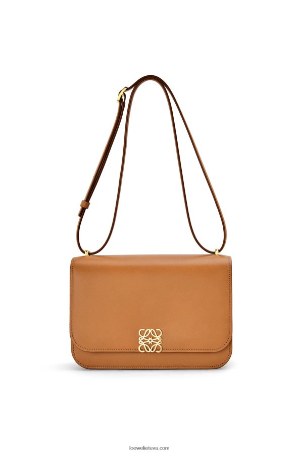Loewe moterys gojos krepšys iš šilko veršio odos šilta dykuma BZ26XN300