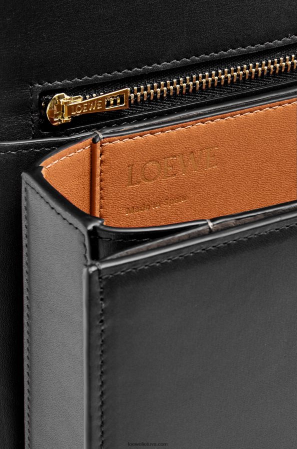 Loewe moterys gojos krepšys iš šilko veršio odos juodas BZ26XN306