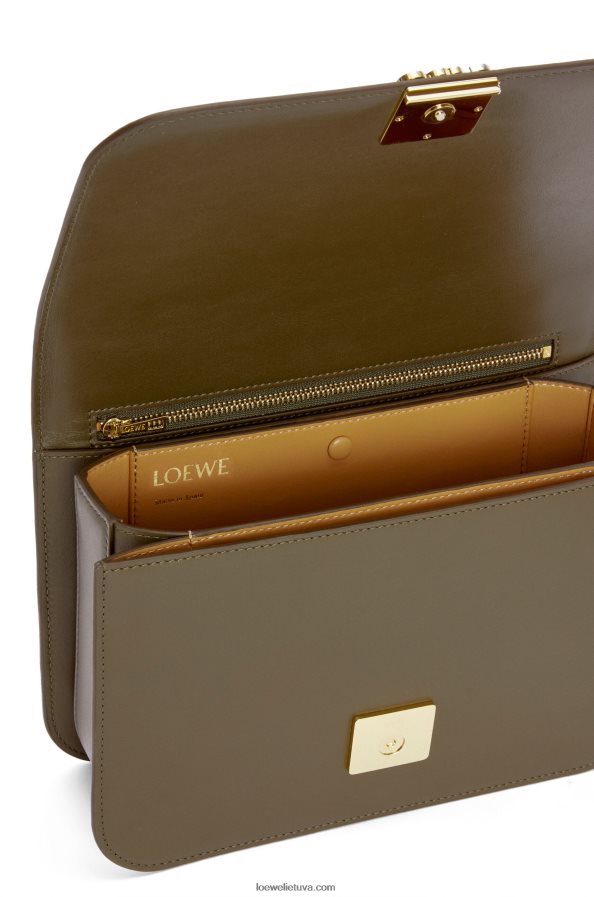 Loewe moterys gojos krepšys iš šilko veršio odos tamsiai chaki žalia BZ26XN374