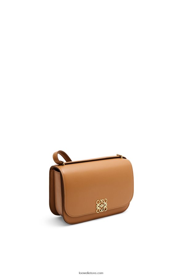 Loewe moterys mažas gojos krepšys iš šilkinės veršio odos šilta dykuma BZ26XN305